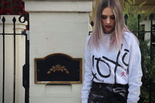 Load image into Gallery viewer, XO Jumper